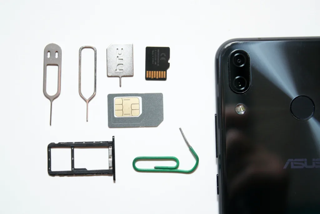 How to Remove a SIM Card